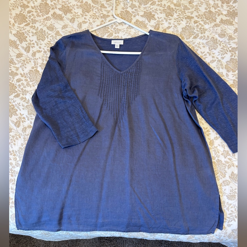 J. Jill Navy Blue Linen Tunic Style Top-Size L- 3/4 Sleeve w/ Pin-tuck Detail